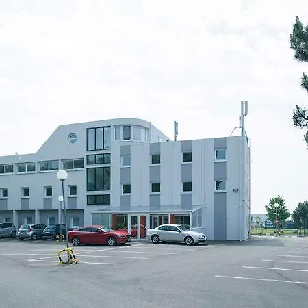 Og Access Iris Hotel