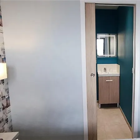 Hotel Og Access Iris *