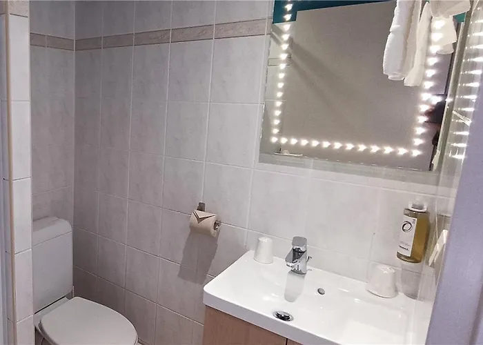 Og Access Iris Hotel